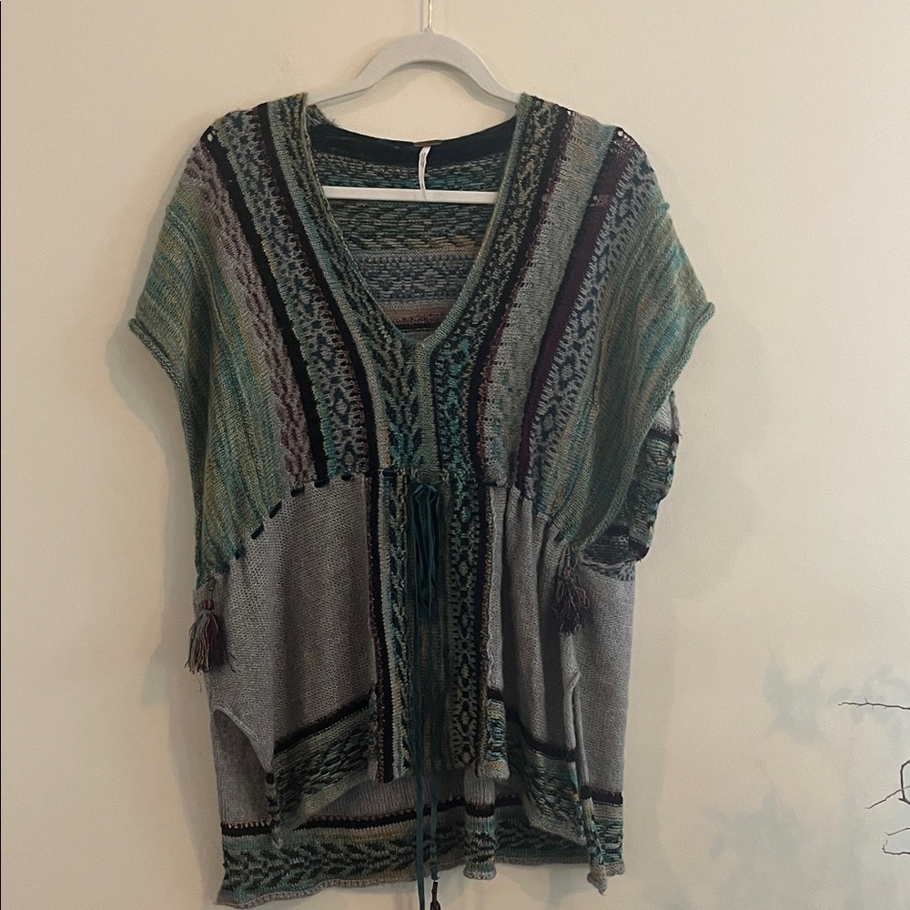 Free People Moonlit Path Pullover Poncho Sweater Bohemian Boho Cozy Gray S